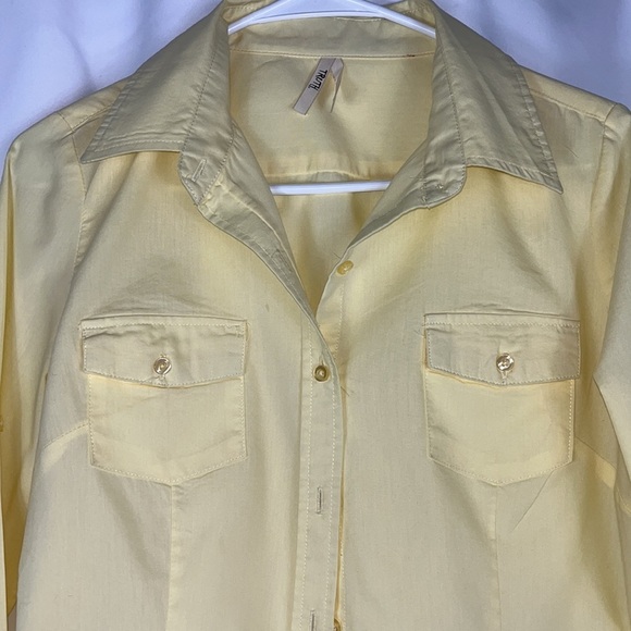 Truth button down roll tab sleeve yellow top Sz L - Picture 4 of 11